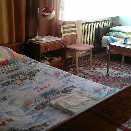 Tuule 1 Home Accommodation Kuressaare Esterno foto