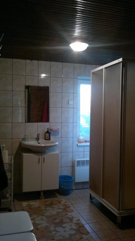 Tuule 1 Home Accommodation Kuressaare Esterno foto